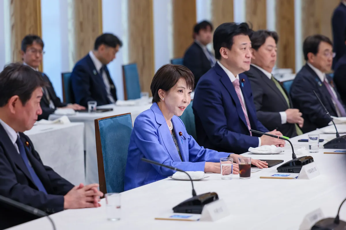2026年4月13日・高市総理、政府与党連絡会議で令和8年度予算成立と中東情勢対応を発表 - 首相官邸(日本)の記事画像