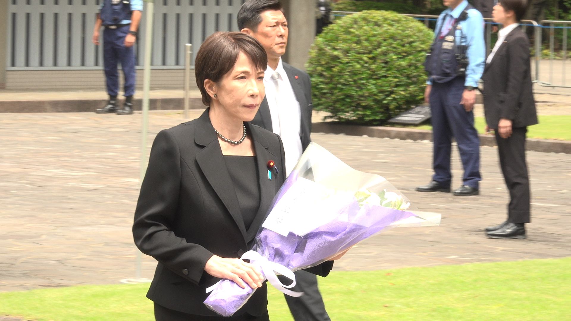 2026年8月15日：高市総理が戦没者墓苑を参拝 - 首相官邸(日本)の記事画像
