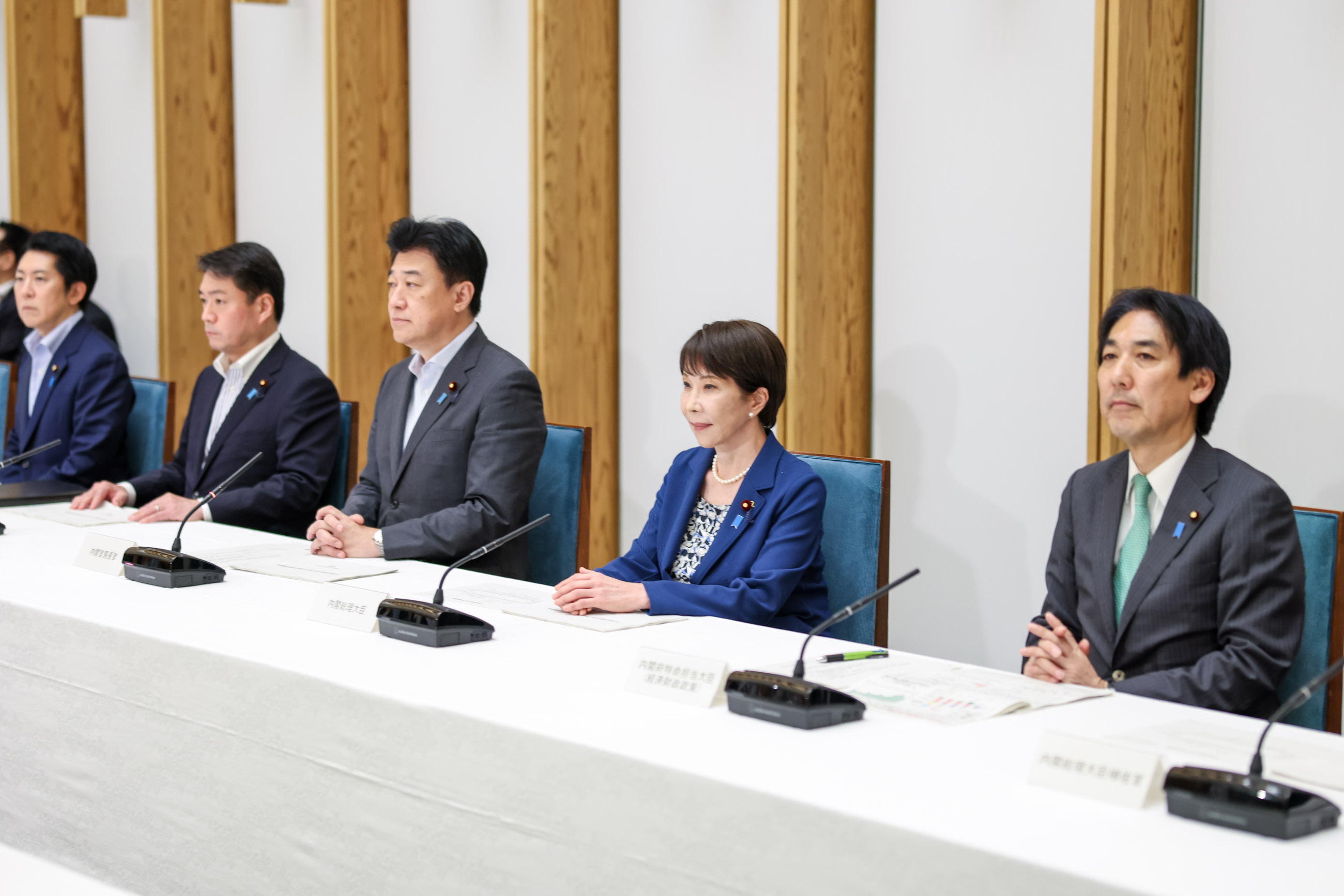 2026年8月27日：総理、経済回復継続だが中東情勢や自然災害に注意（高市政） - 首相官邸(日本)の記事画像