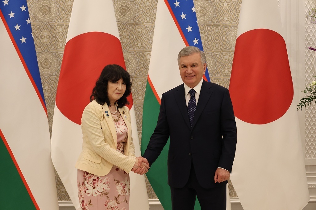 2026年5月3日・片山大臣とウズベキスタン大統領との面会:ADB年次総会感謝と意見交換 - 財務省RSS等の記事画像