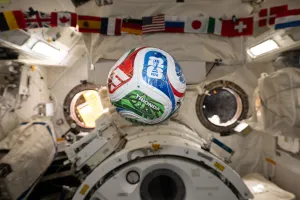 2026年3月2日:NASAが宇宙ステーションでサッカーボールの浮遊実験 - 米国航空宇宙局(NASA)のRSS等の記事画像